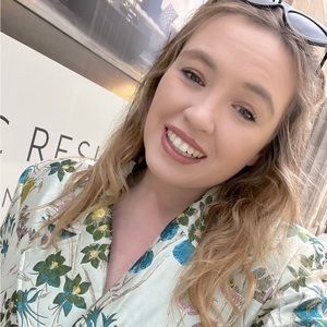 Meet your Posher, Abby